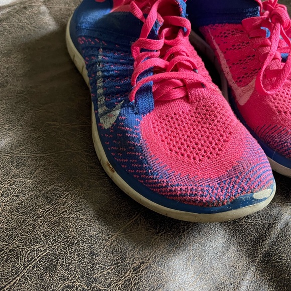 Nike Pink & Purple sock-like shoes - Picture 2 of 7